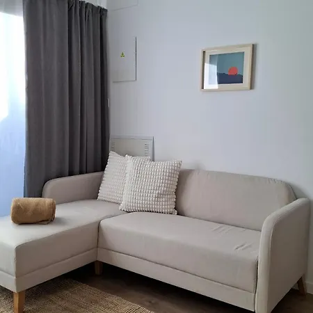 El Palmeral - House With Pool In