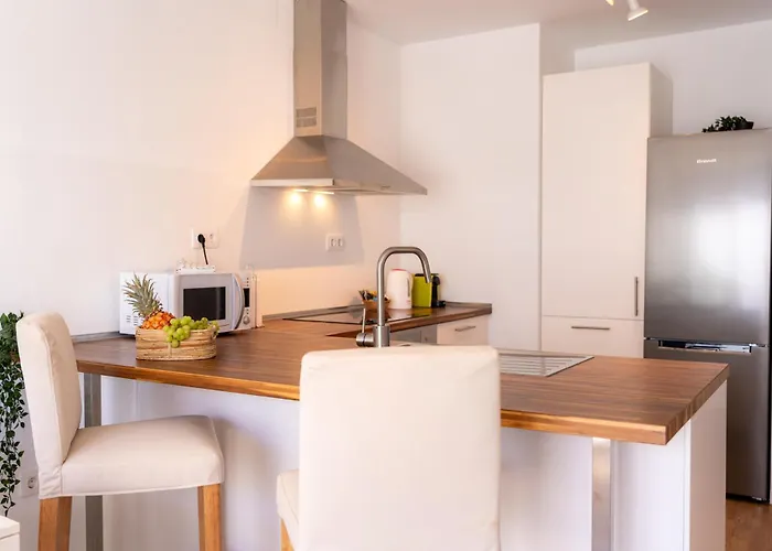 El Palmeral - With Terrace And Pool In *