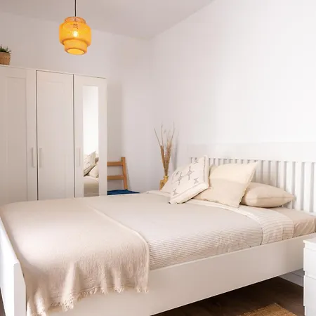 El Palmeral - House With Pool In