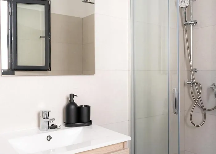 El Palmeral - With Terrace And Pool In 別荘 *